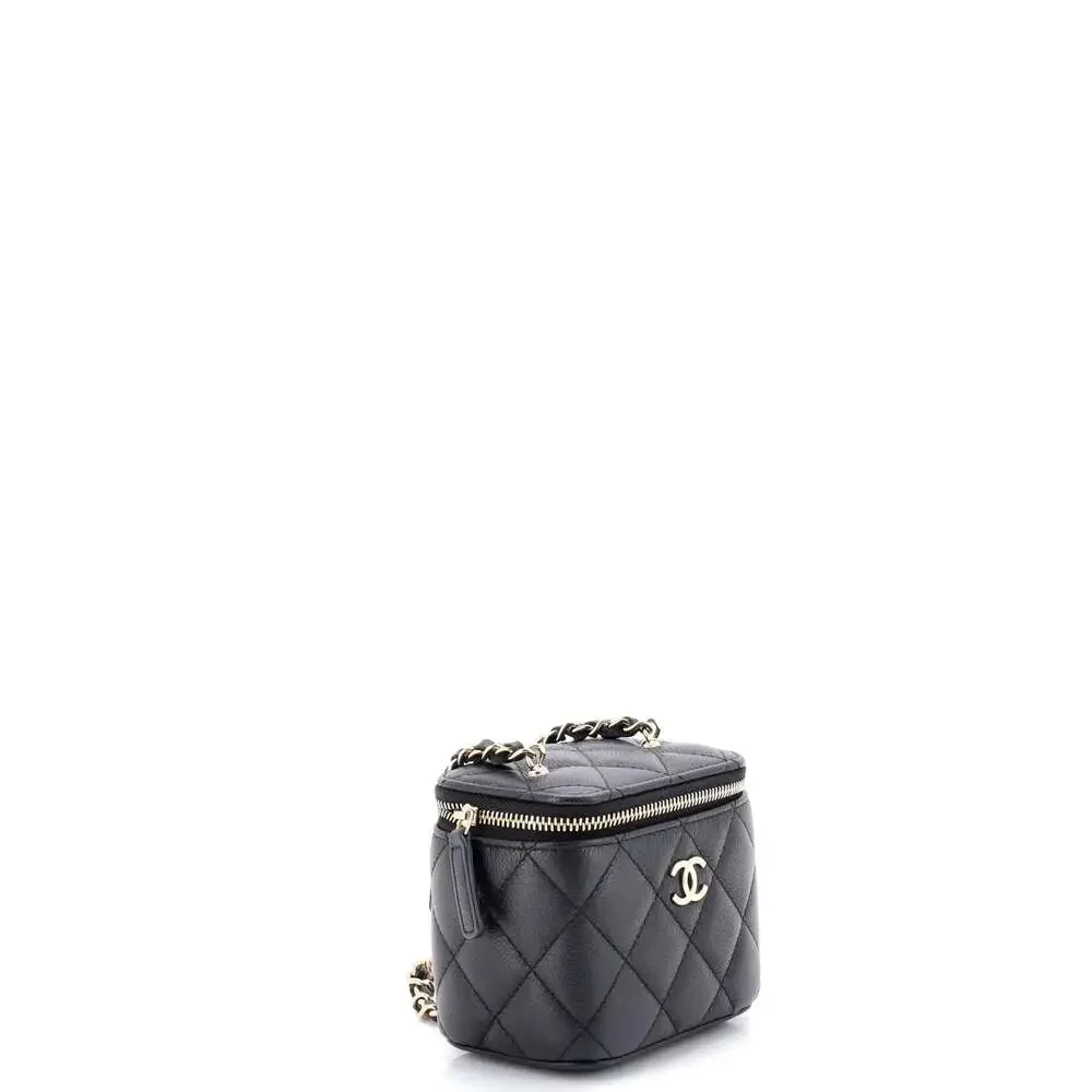 Chanel Tiny Cc Link Vanity Case With #223722C34B
